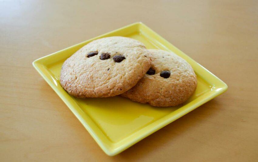 melt chocolate chips safely