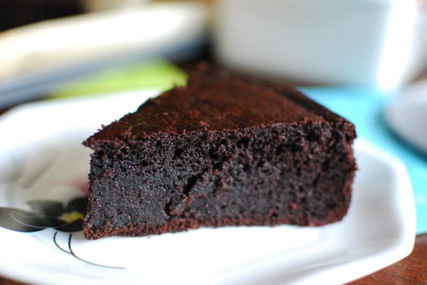 A slice of flourless chocolate cake.