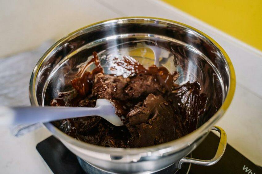 melt chocolate with ease